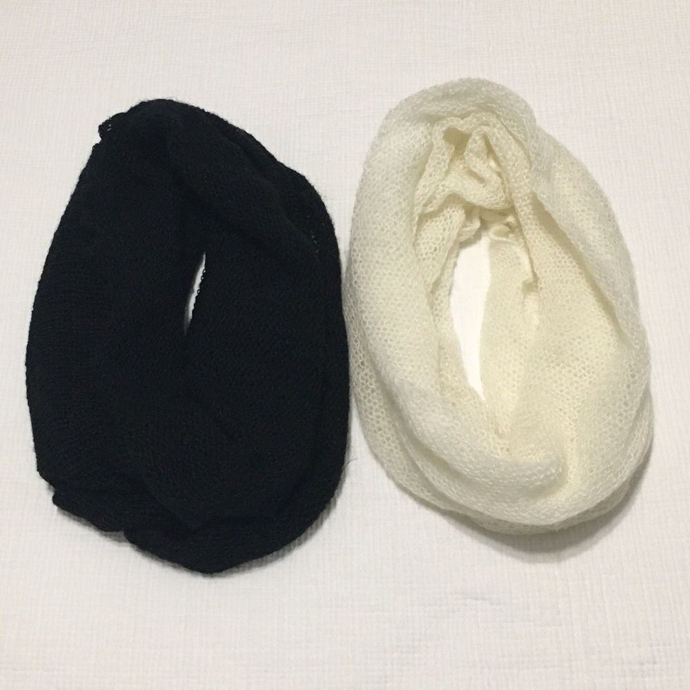 🌻 Free Press Two Infinity Scarves/Black & White